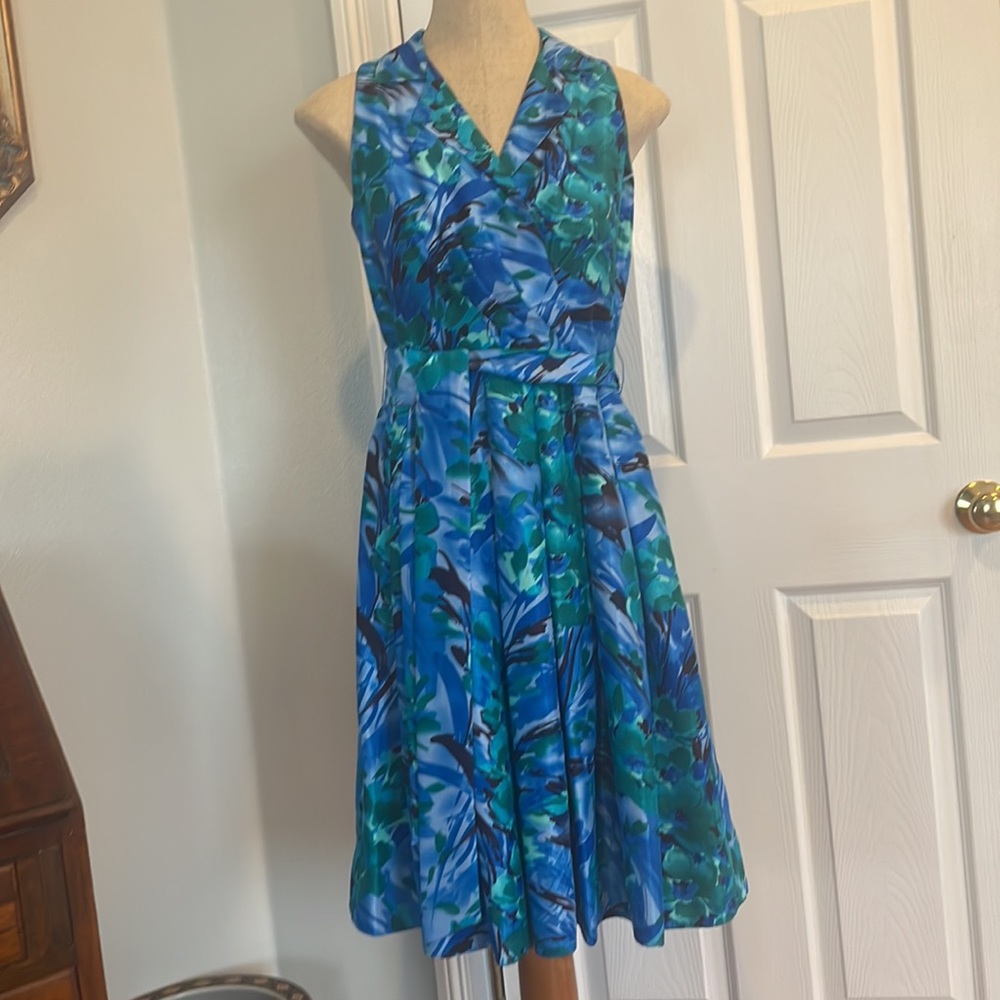 Jessica Howard dress floral blue and green sleeveless women’s size 6 vintage 90s
